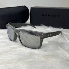 Oakley Holbrook Sunglasses Grey Woodgrain Frame Prizm Silver Polarized Lens New
