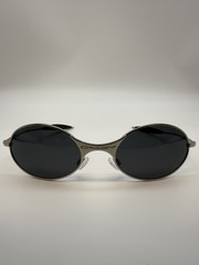 Oakley Square Wire 1.0 Black Cat-eye Sunglasses Sliver Frame Black Lenses