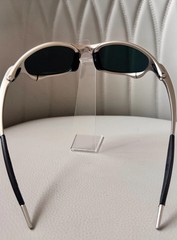 Oakley Juliet 1.0 X: Silver frame, pink lenses, vintage silicone temples.