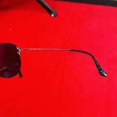 Ray-Ban Sunglasses RB3025 Aviator Large Metal 002/58 Black 62-14 Scratched Lens