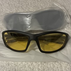 Wrap Sunglasses Black Plastic Frame Solid Pattern Yellow Plastic Lenses