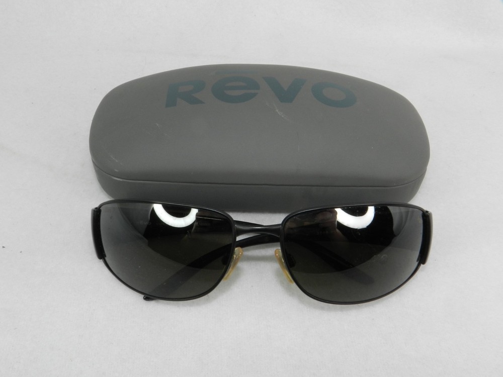 Men’s Revo Black Metal Sunglasses – 3065 001/J7 64■17 125