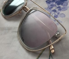 QUAY Australia FRENCH KISS Clear/Rose Mirrored Sunglasses