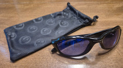 OAKLEY XS FIVE SUNGLASSES KDIS/YOUTH BLACK W/ BLUE IRIDIUM LENSES AUTHENTIC