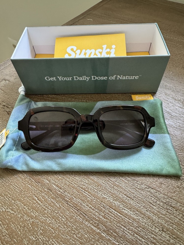 Sunski Logo Polarized Rectangle Sunglasses Tortoise Shell Brown Frame Gray