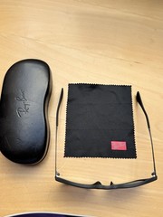 Ray-Ban RB4187 622/8G 54-18 – James Bond 007 Look