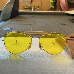 B&L Ray-Ban Outdoorsman Aviator-Calichrome Yellow Lenses 90s mint original case