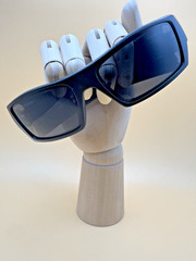 Oakley OO9014 Men’s Gascan Sunglasses