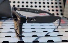New Ray Ban RB2132 622 New Wayfarer Sunglasses Rubber Blk-Blk /55mm G15 Green