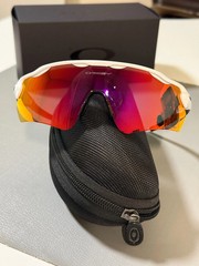 New Oakley RADAR EV PATH OO9208 Polished White Frame W/PRIZM RED LENSIN BOX
