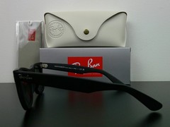 Ray-Ban RB2140 Wayfarer Classic Sunglasses Matte Black G-15 50mm Never Worn