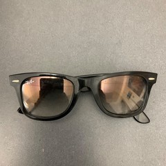 Ray-Ban RB2140 Original Wayfarer 901/32 Black Brown Gradient Sunglasses 50-22 It