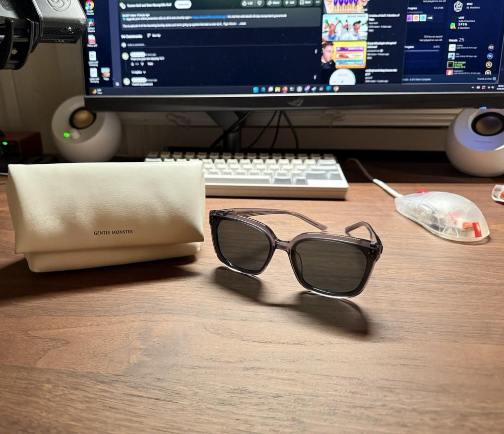 Gentle Monster Dear G1 Square Sunglasses Gray Acetate Frame/Black Lenses w/ Case