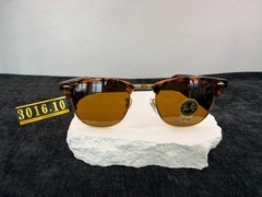 Ray-Ban RB3016 Clubmaster Tortoiseshell Frame Brown Lens Sunglasses