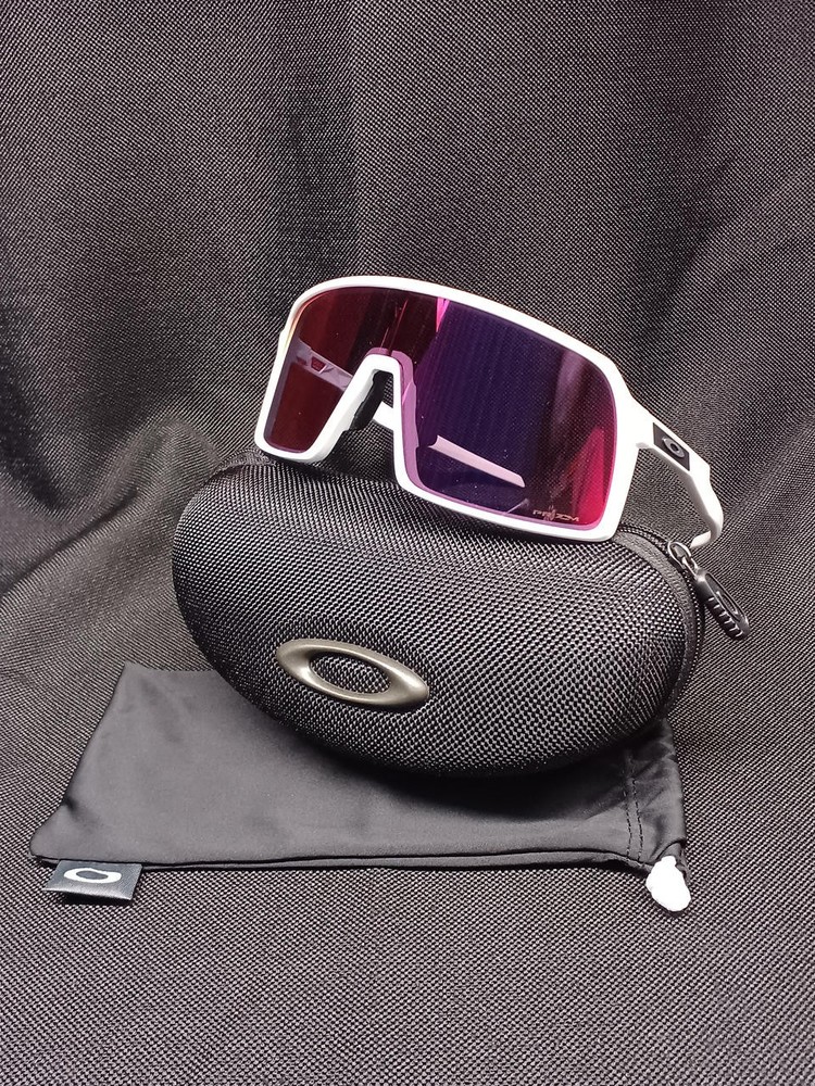 Sunglasses Model OO9406A 0337 OAKLEY