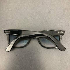 Ray-Ban RB2140 Original Wayfarer 901/32 Black Brown Gradient Sunglasses 50-22 It