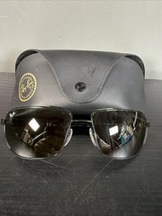 Ray-Ban RB3492 002 Black Rectangular Sunglasses 62-16 130 With Case