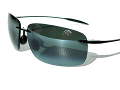 NEW Maui Jim BREAKWALL Gloss Black POLARIZED Neutral Grey Lens Sunglass 422-02