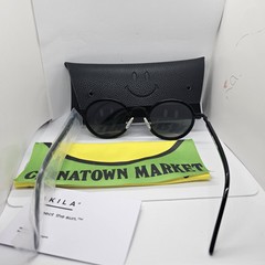 NIB Akila X China Town Market EDthos Signature Smiley Face Sun Glasses Black