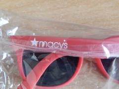 MACY’S STORE LOGO PLASTIC SUNGLASSES EYE GLASSES UV 400 PROTECTION RED FUN NEW