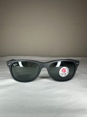 Brand New Ray-Ban New Wayfarer Matte Black Sunglasses 622 55-18 145 3N