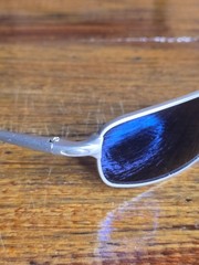 Vintage Oakley Square Wire 2.0 Silver Ice Iridium Sunglasses w/ Replacement Case
