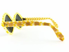 VINTAGE RAY BAN TAMARIN YELLOW KISS SHAPE G15 GREY LENS 1960 B&L SUNGLASSES