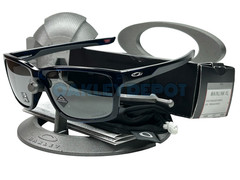 ✅🕶️ OAKLEY MAINLINK XL 009264 TRANSLUCENT POSEIDON/PRIZM BLACK SUNGLASSES (111)