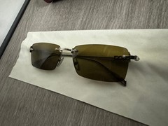 Gucci Rectangular frame men’s sunglasses Pre-Fall 2025 – New – Authentic