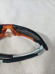 Vintage Oakley Sunglasses Lot Broken Pair Other One Is Nice Free Shipping TD1D