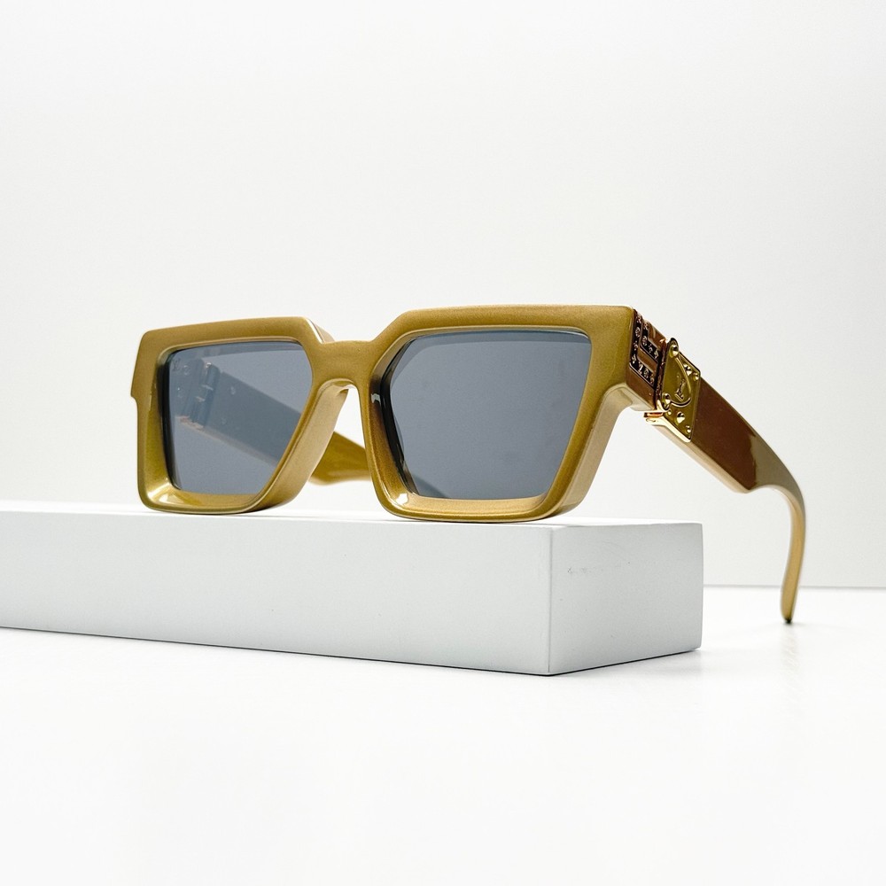 Louis Vuitton Z1165W 1.1 Millionaires Sunglasses Gold Frame Grey Lens LV