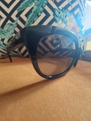 Authentic Ray-Ban RB4216 601/11 Black Sunglasses 56mm – Made in Italy – With Cas