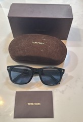 Tom Ford TF1076 Kendel Polarized Sunglasses 01M Black 54mm FT1076