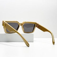 Louis Vuitton Z1165W 1.1 Millionaires Sunglasses Gold Frame Grey Lens LV