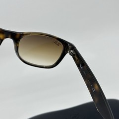 Ray-Ban RB2132 New Wayfarer 710/51 Tortoise Gradient 52mm w/ Case Good Condition