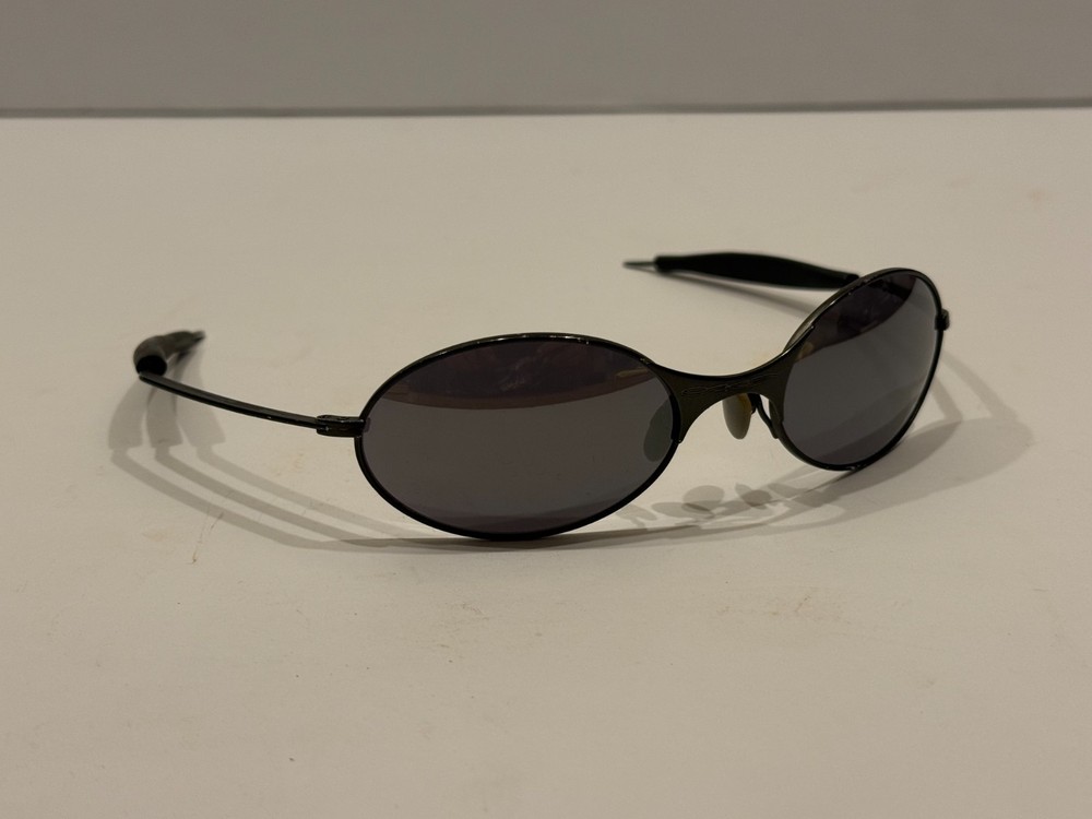 Vintage Oakley E Wire Gen 1 Sunglasses 90s Y2K Black Metal Oval Frame