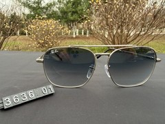 Ray-Ban Men’s RB3636 Caravan Aviator Sunglasses – Silver Metal Frame