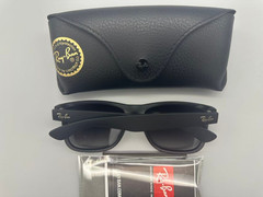 Ray-Ban RB4165 Justin Classic Men’s Grey Polarized Sunglasses 54mm