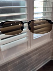 Maui Jim MJ-407-02 Sunglasses Ho’opika Model Black Frame Brown Lens Polarized
