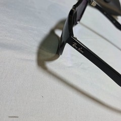 Ray-Ban Wayfarer Polarized Black Sunglasses Case RB 4184 601/9A 54 17 145 3P