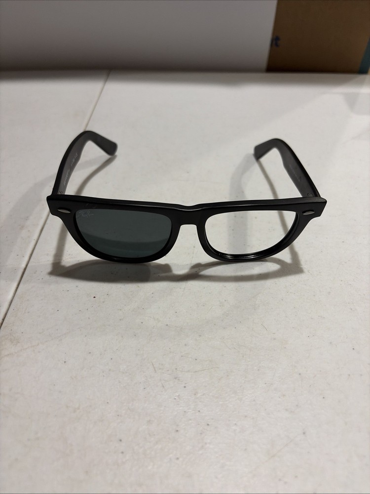 Ray-Ban RB2140 Wayfarer Classic Sunglasses Sunglass Black Frame Black Lens 50mm