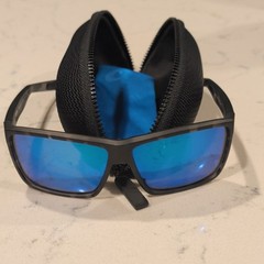 Men’s Rectangle Sunglasses Black Plastic Frame Blue Mirrored Plastic Lenses