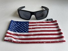 Oakley Fuel Cell Matte Black / USA – Black Iridium – NEAR MINT