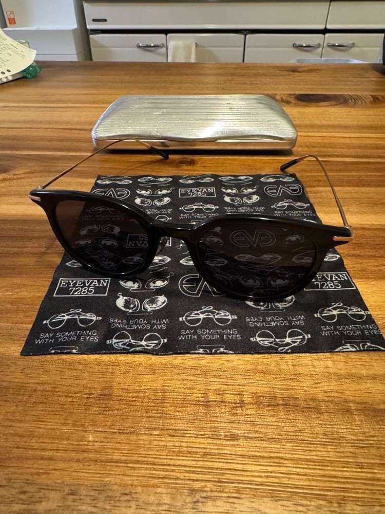 EYEVAN 7285 excellent condition EYEVAN7285 771 col.1002 Sunglasses
