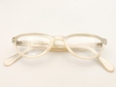 Vintage Unknown Faux Pearl White Cat-Eye Eyeglass France Frame Only 44-22