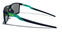 NEW Oakley FUTURITY SUN Satin Black PRIZM Jade Mirror Lens Sunglass 9482-02