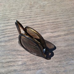 Ray-Ban FOLDING WAYFARER Mens Womens Sunglasses RB4105 710/51 54mm BROWN HAVANA
