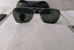 Ray-Ban RB3136 001 Caravan Gold Frame G-15 Green Lenses Sunglasses