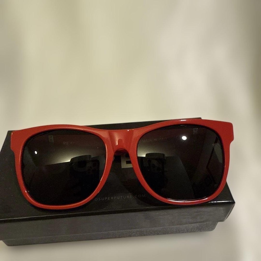 SUPER red sunglasses 1A030300