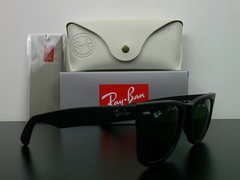 Ray-Ban RB2140 Wayfarer Classic Sunglasses Matte Black G-15 50mm Never Worn